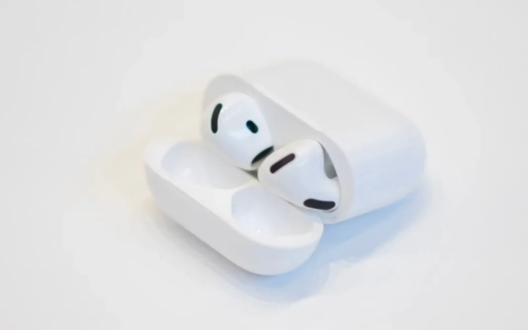 Apple AirPods Apple AirPods