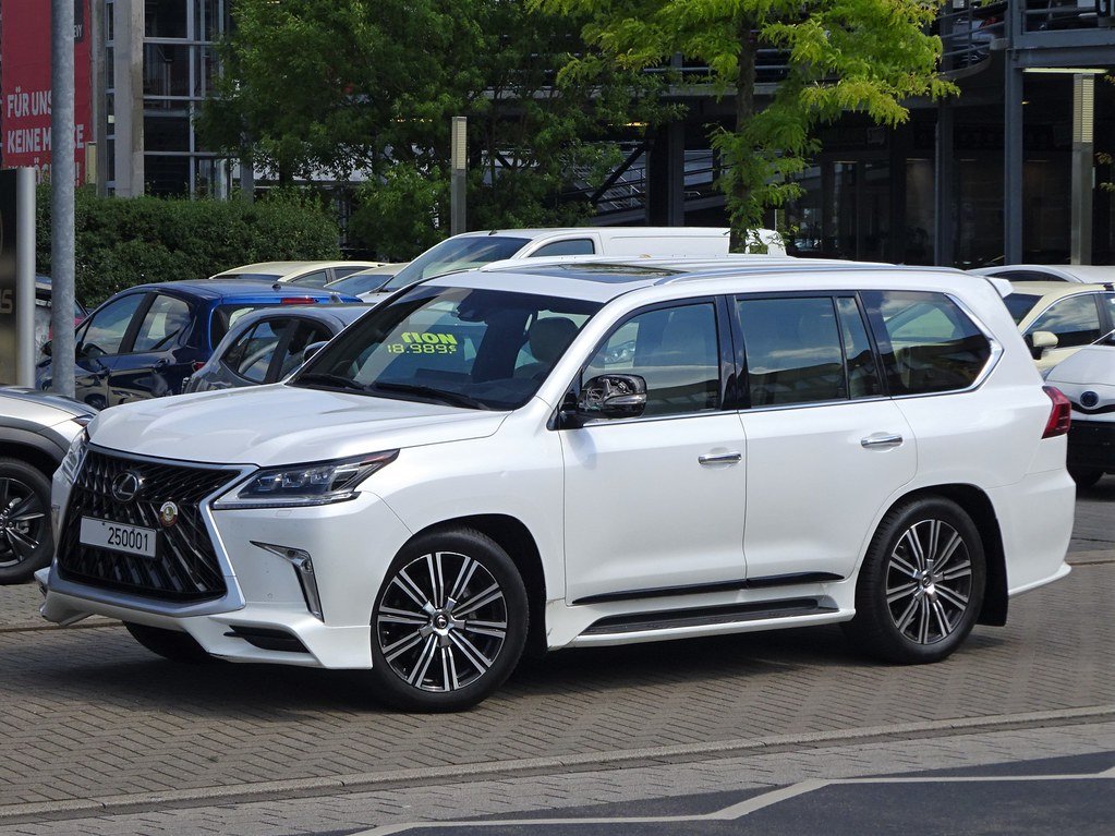 Lexus Lexus