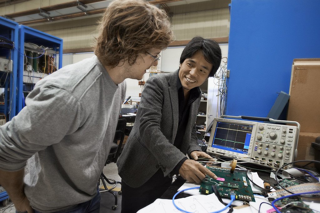 particle physicists particle physicists