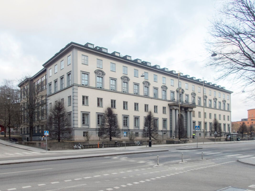 Stockholm School of Economics